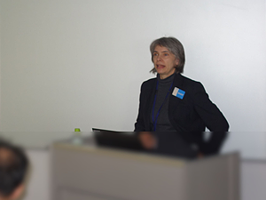 製品開発の最新情報を発表したLhasa社 Research Leader　Dr. Carol Marchant